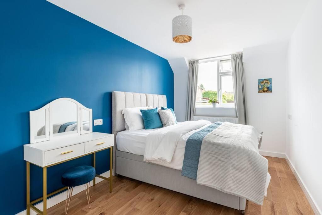 Dunstan House Luxury Holiday Home With Free Parking Oksford Zewnętrze zdjęcie